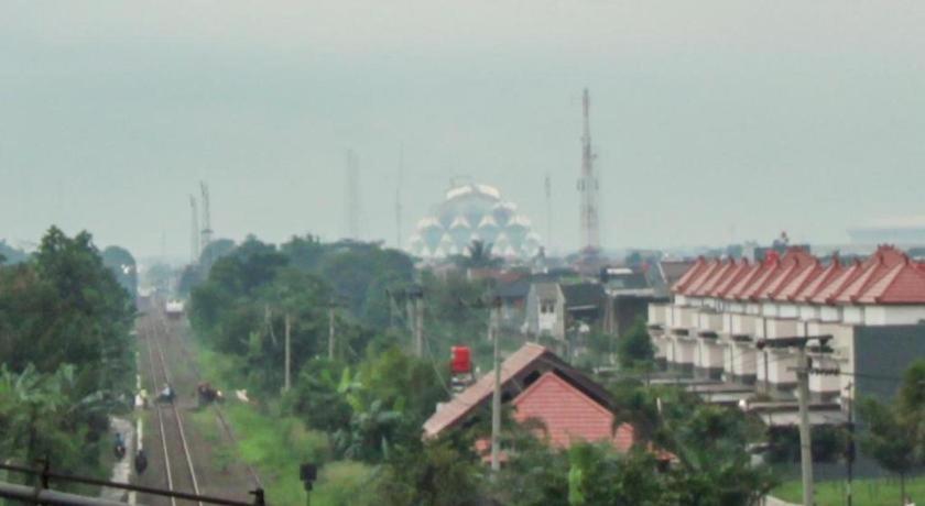 Готель Super Oyo Capital O 483 Tamansari Panoramic Бандунг Екстер'єр фото